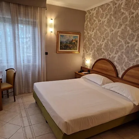 Hotel L'Aquila-3
